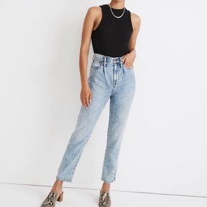 Madewell The Pleated Momjean Crop High Waist Jeans